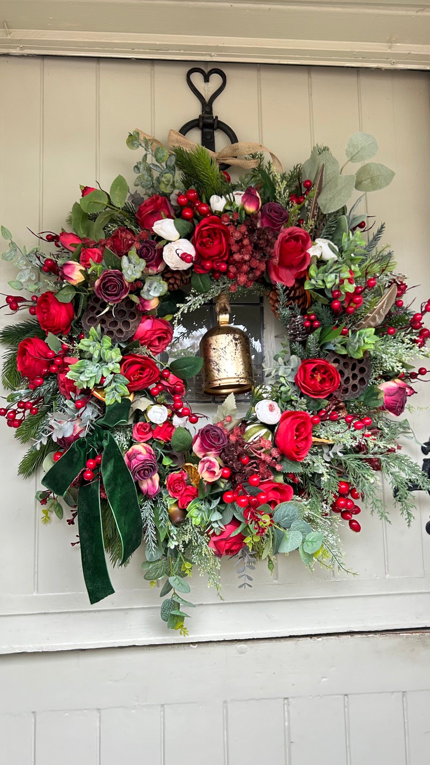 “BELLA” Christmas wreath (FREE P&P)