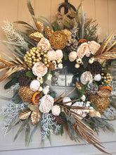 Load image into Gallery viewer, “GOLD SPICE” Christmas wreath (FREE P&amp;P)
