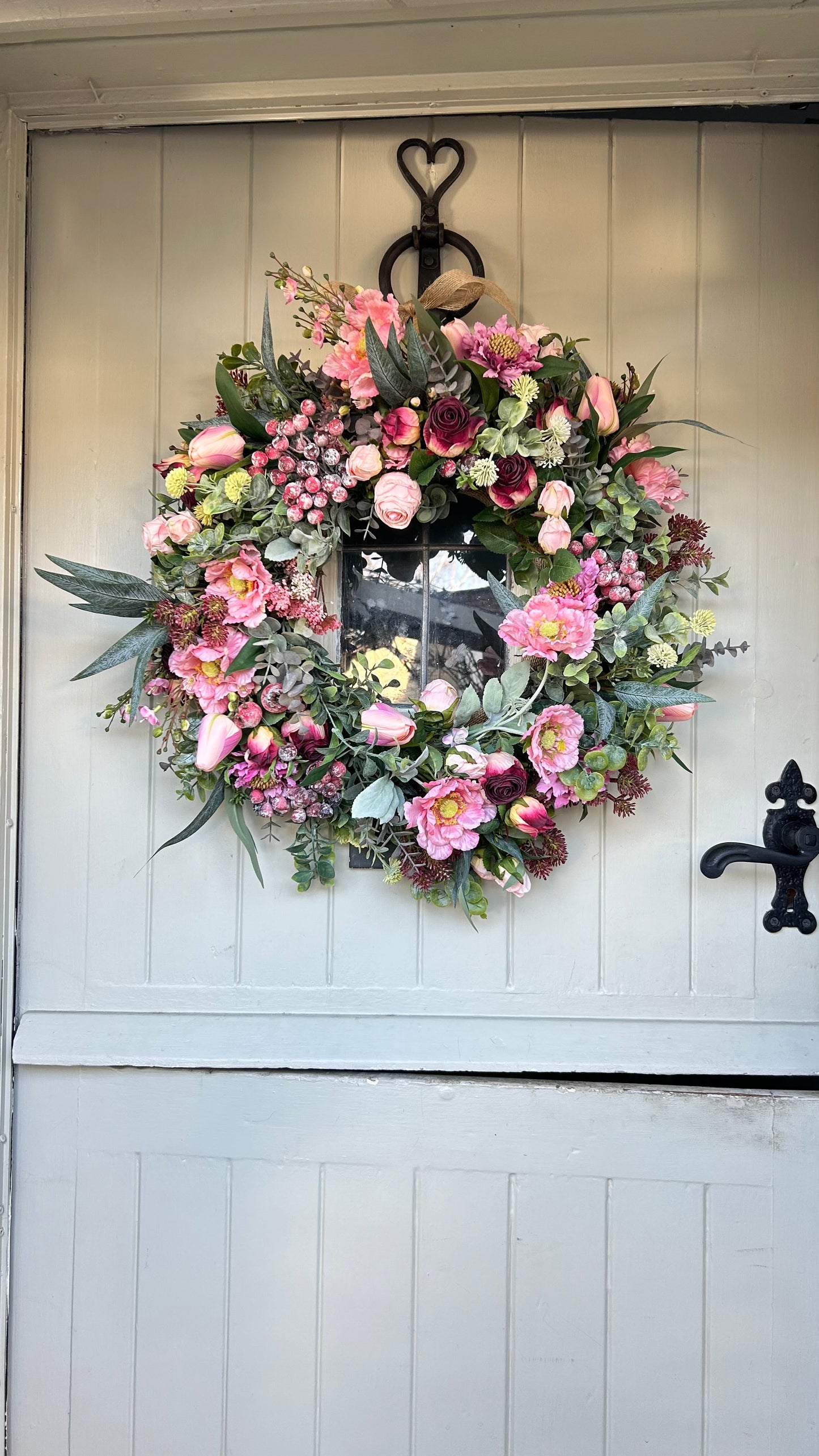 “SARAH” artificial wreath (FREE P&P)