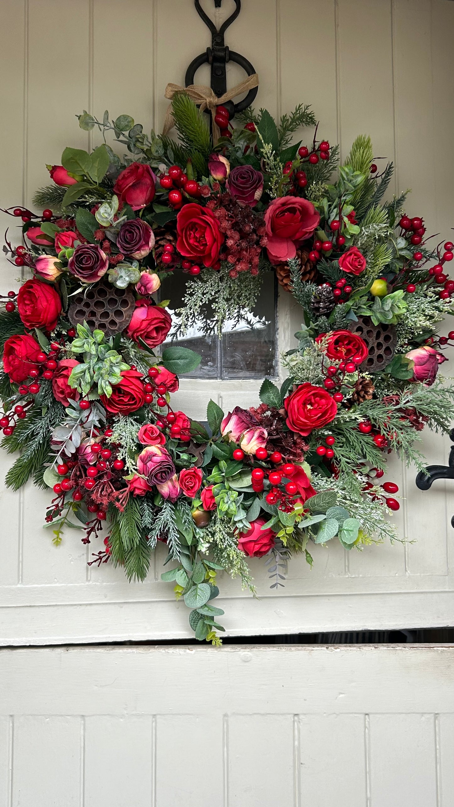 “MARY” Christmas wreath (FREE P&P)