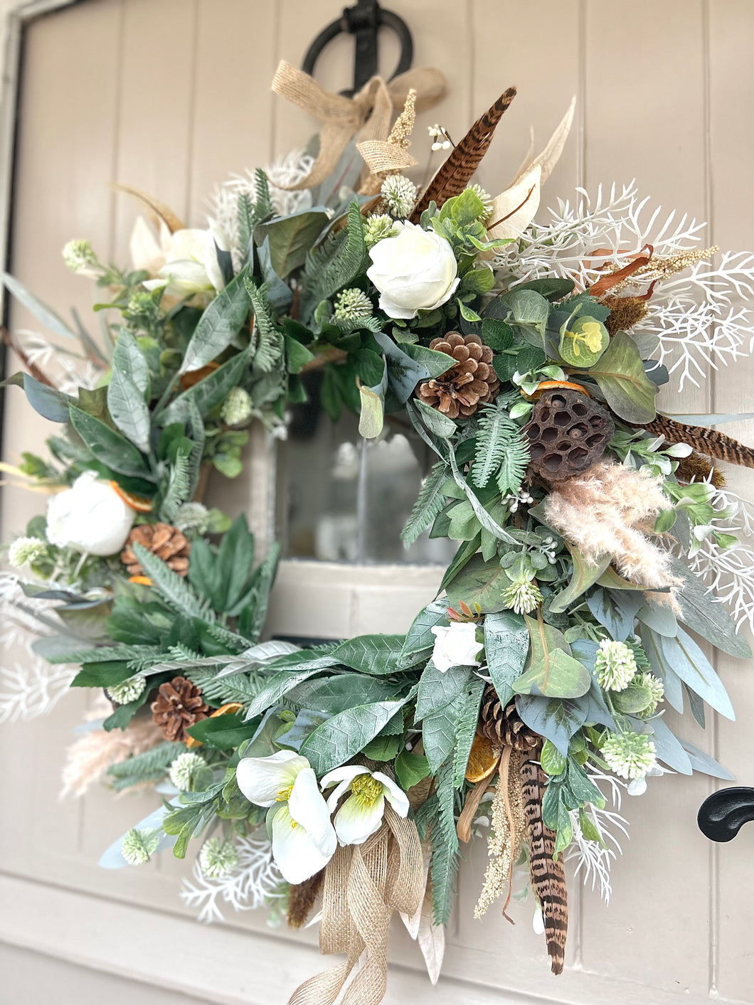 “COTSWOLD” winter artificial wreath (FREE P&P)