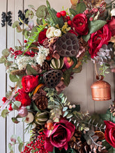 Load image into Gallery viewer, “BELLA” Christmas wreath (FREE P&amp;P)
