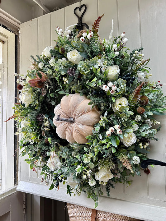 “LAURA” winter ready to post ARTIFICIAL wreath (FREE P&P)