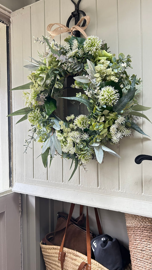 “BETSY” hydrangea artificial wreath (FREE P&P)