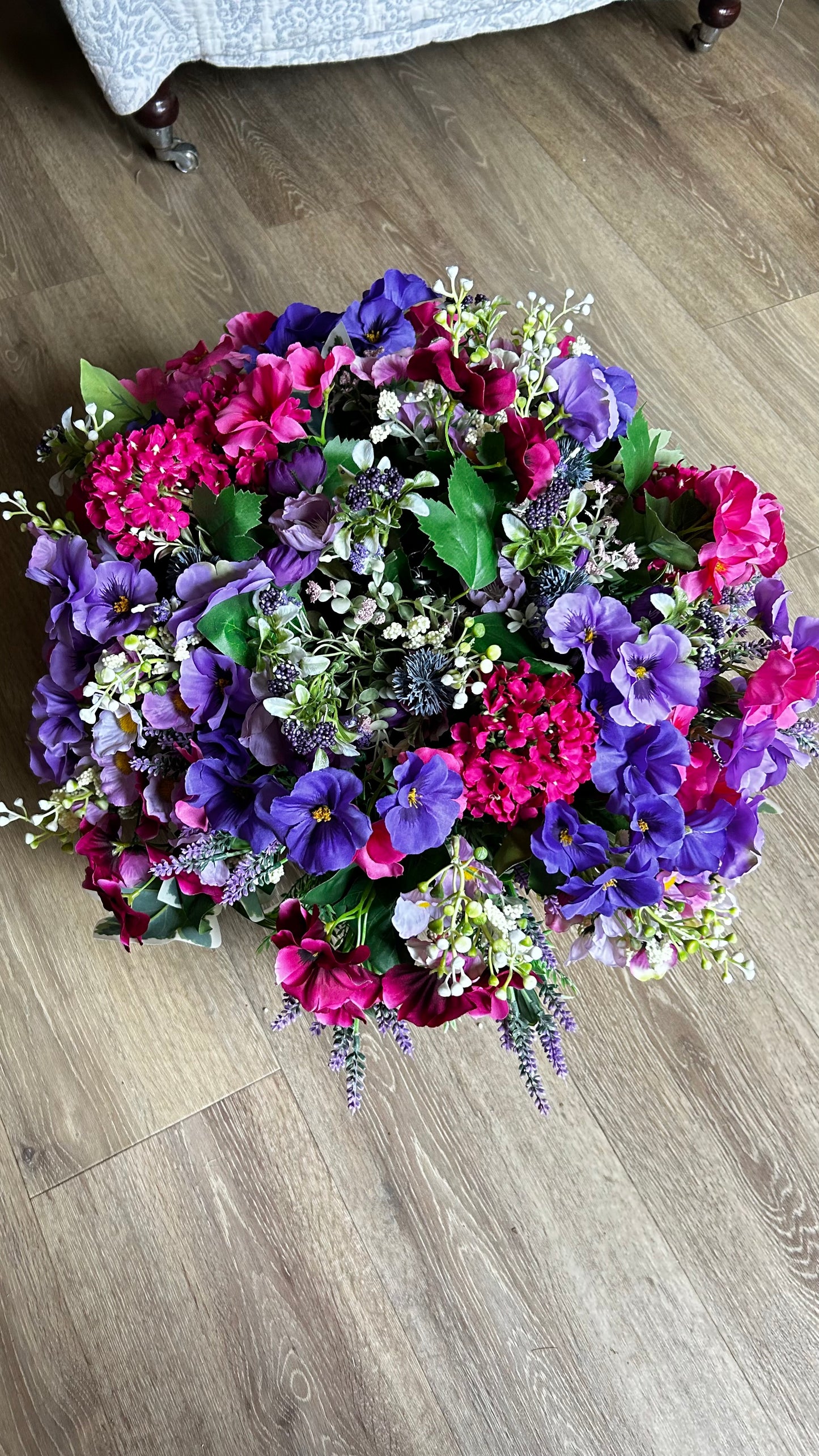 “ELSA” Luxury artificial hanging basket (FREE P&P)