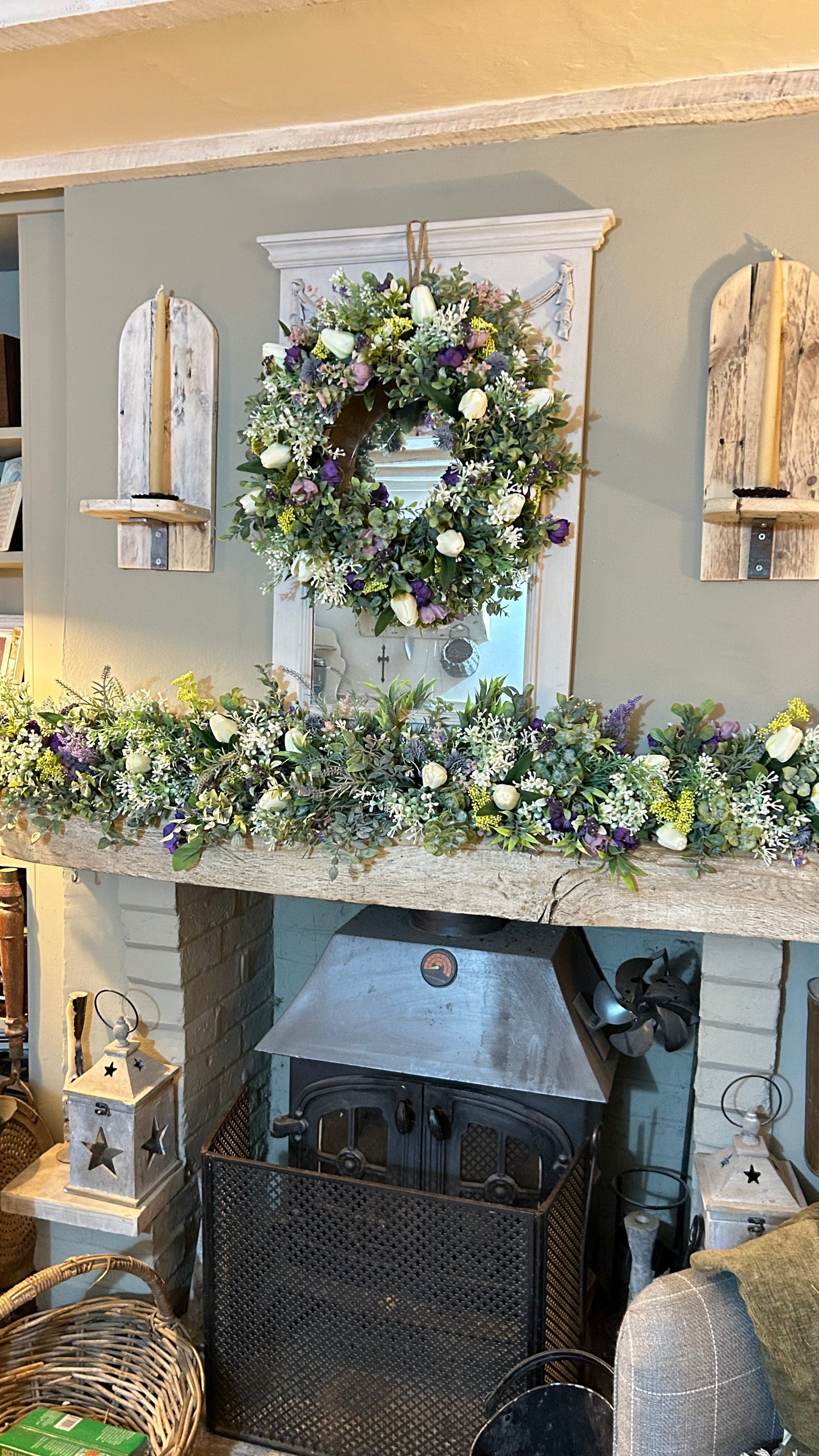 “AURIELIA”  garland FREE P&P)