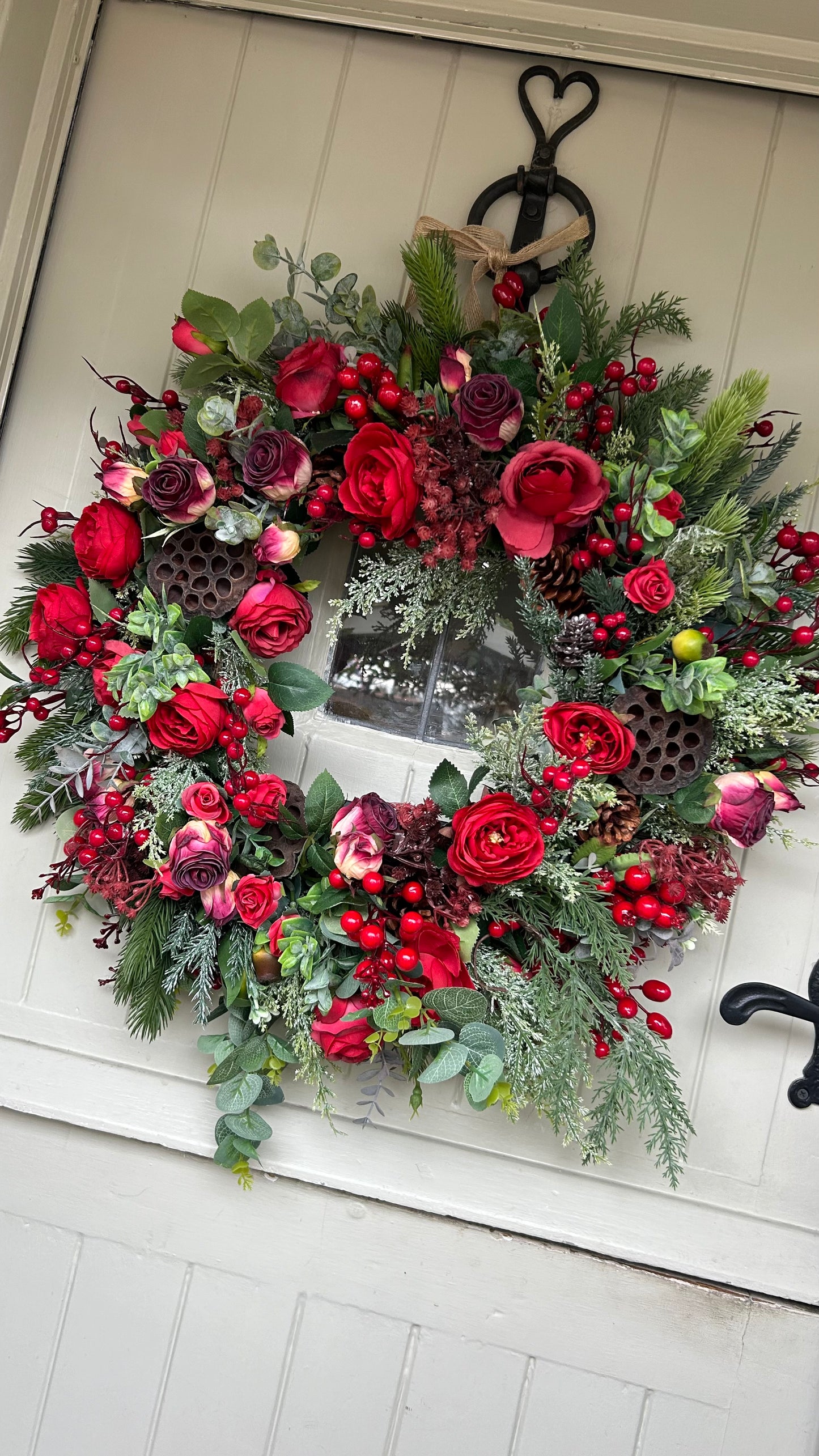 “MARY” Christmas wreath (FREE P&P)