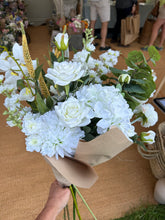 Load image into Gallery viewer, Summer Luxury bouquet ready to post
