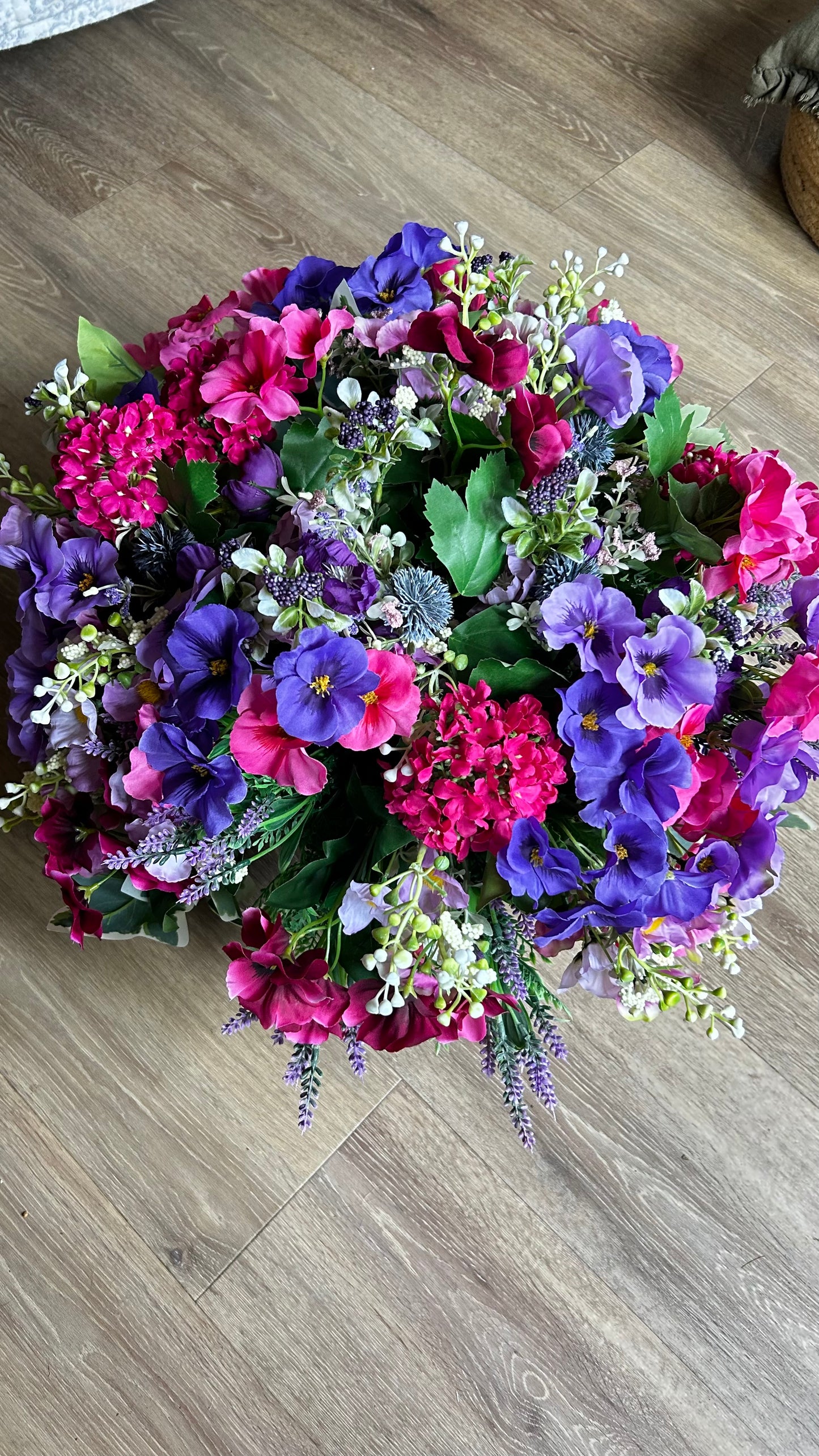 “ELSA” Luxury artificial hanging basket (FREE P&P)