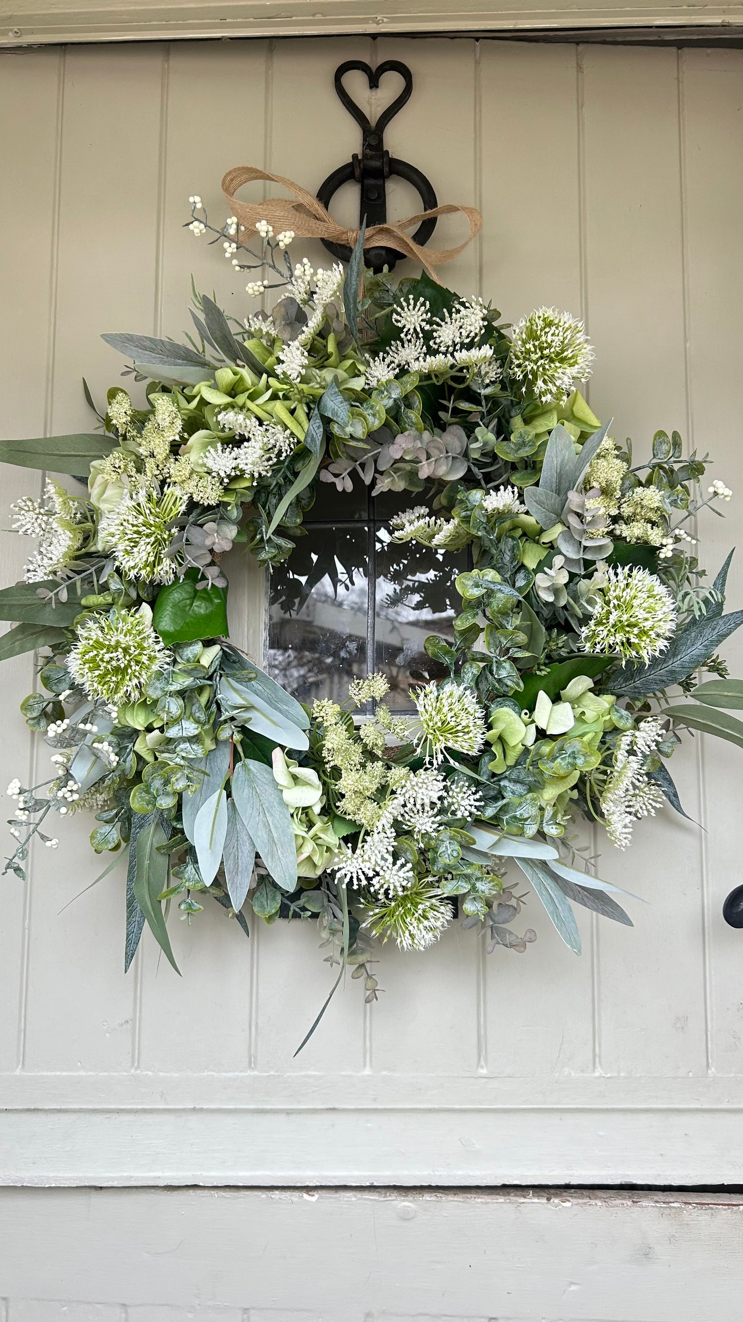 “BETSY” hydrangea artificial wreath (FREE P&P)