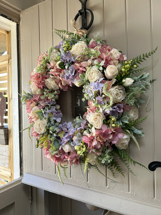 “SLOANE” artificial wreath (FREE P&P)
