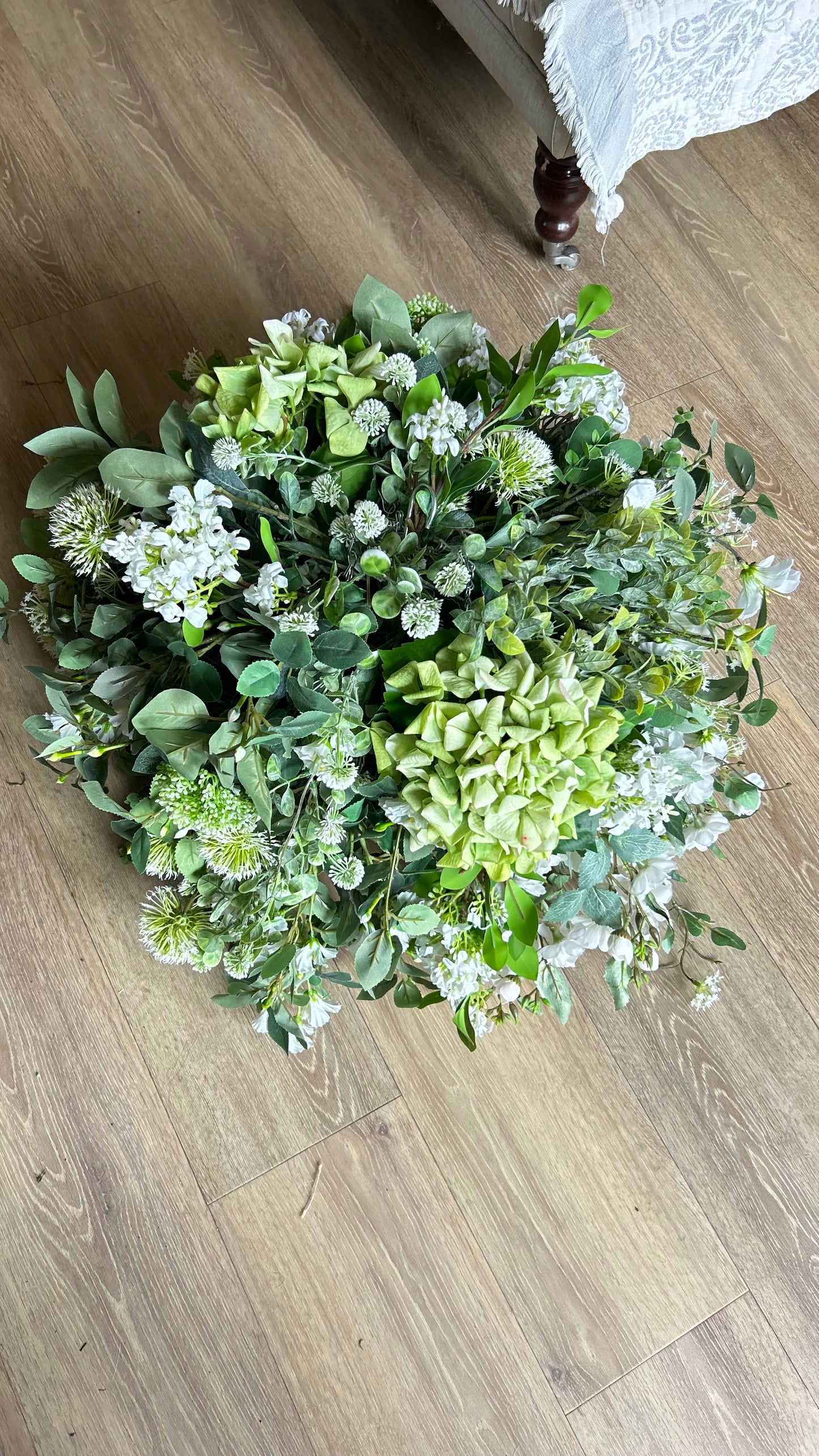 “CHARLIE” Luxury (Ivory hydrangea) artificial hanging basket (FREE UK P&P)
