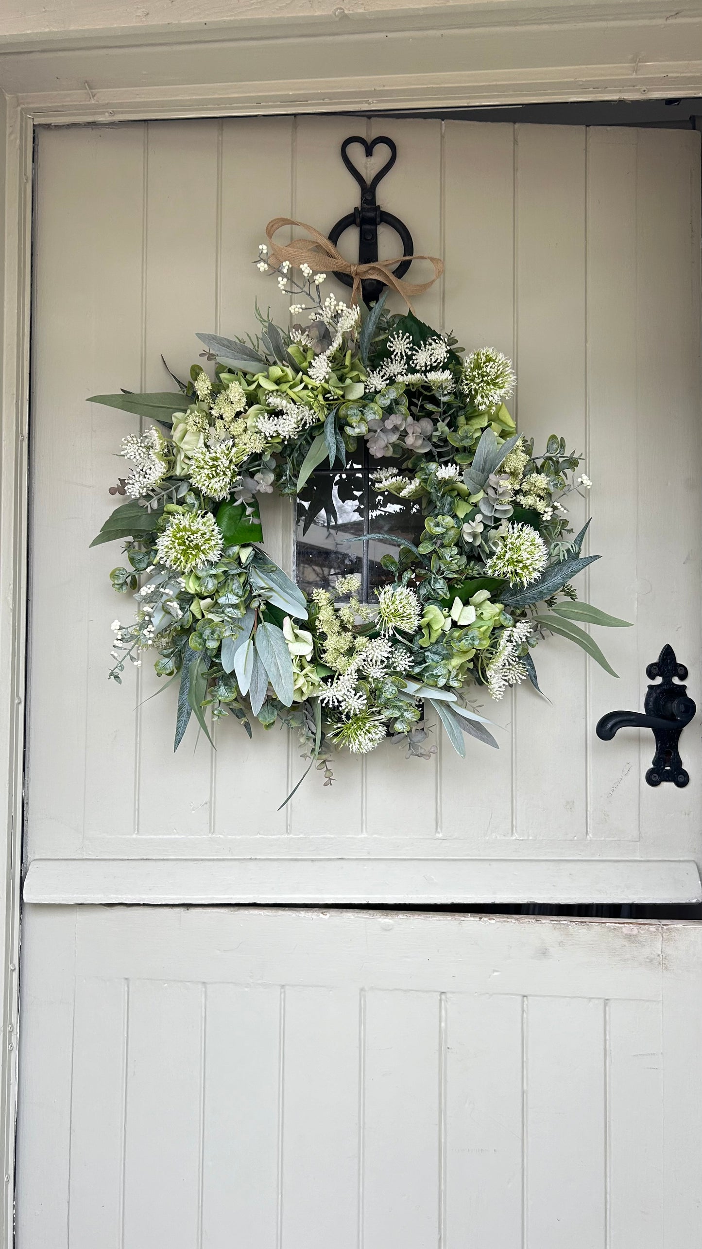 “BETSY” hydrangea artificial wreath (FREE P&P)