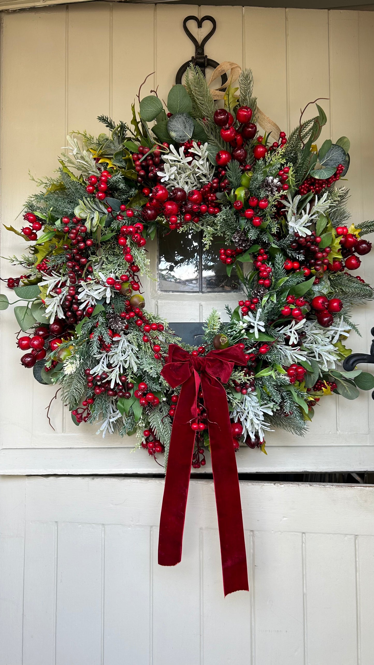 “BERRY BELLS” Christmas wreath (FREE P&P)