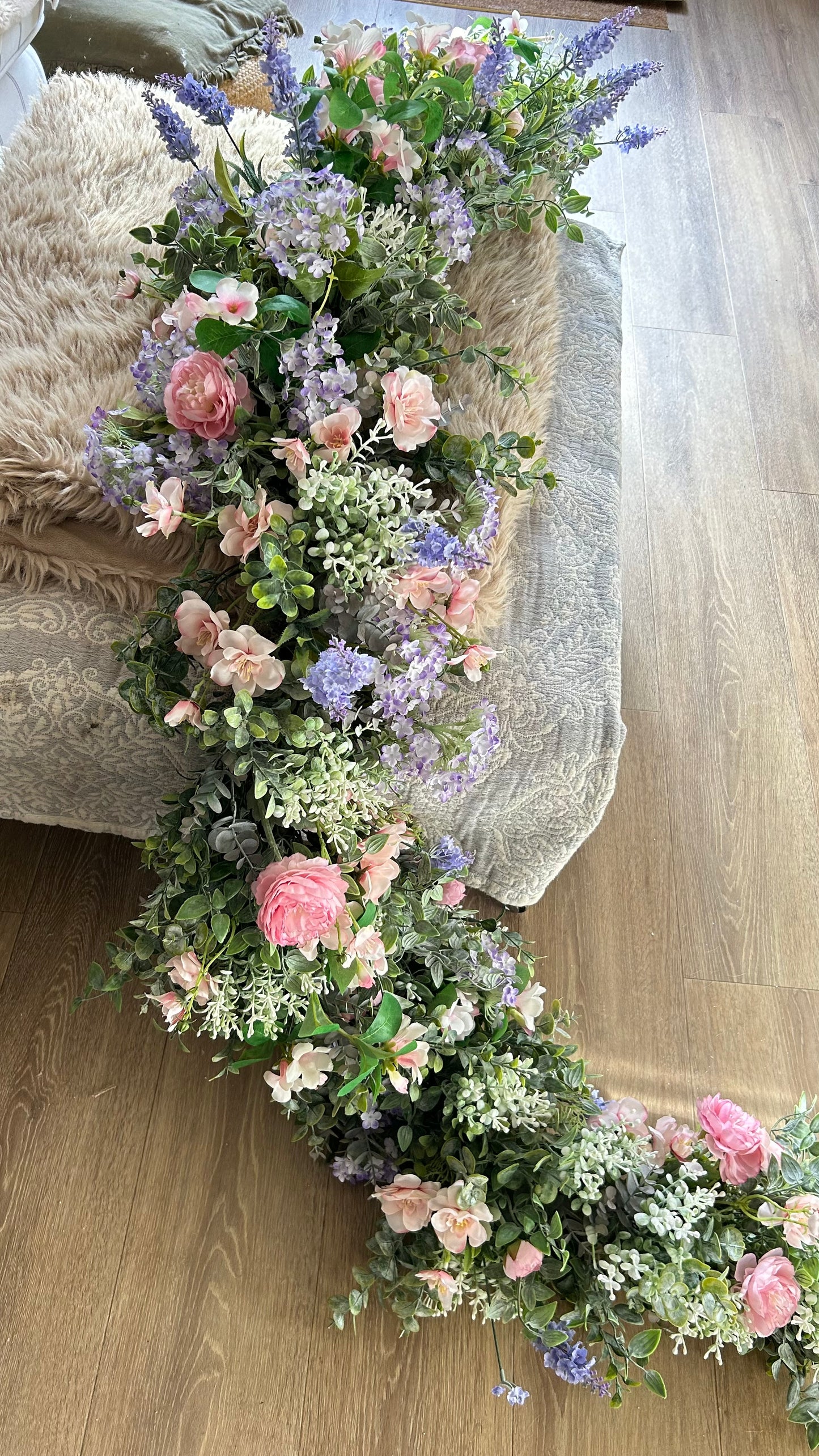 “MIRANDA”  garland (FREE P&P)