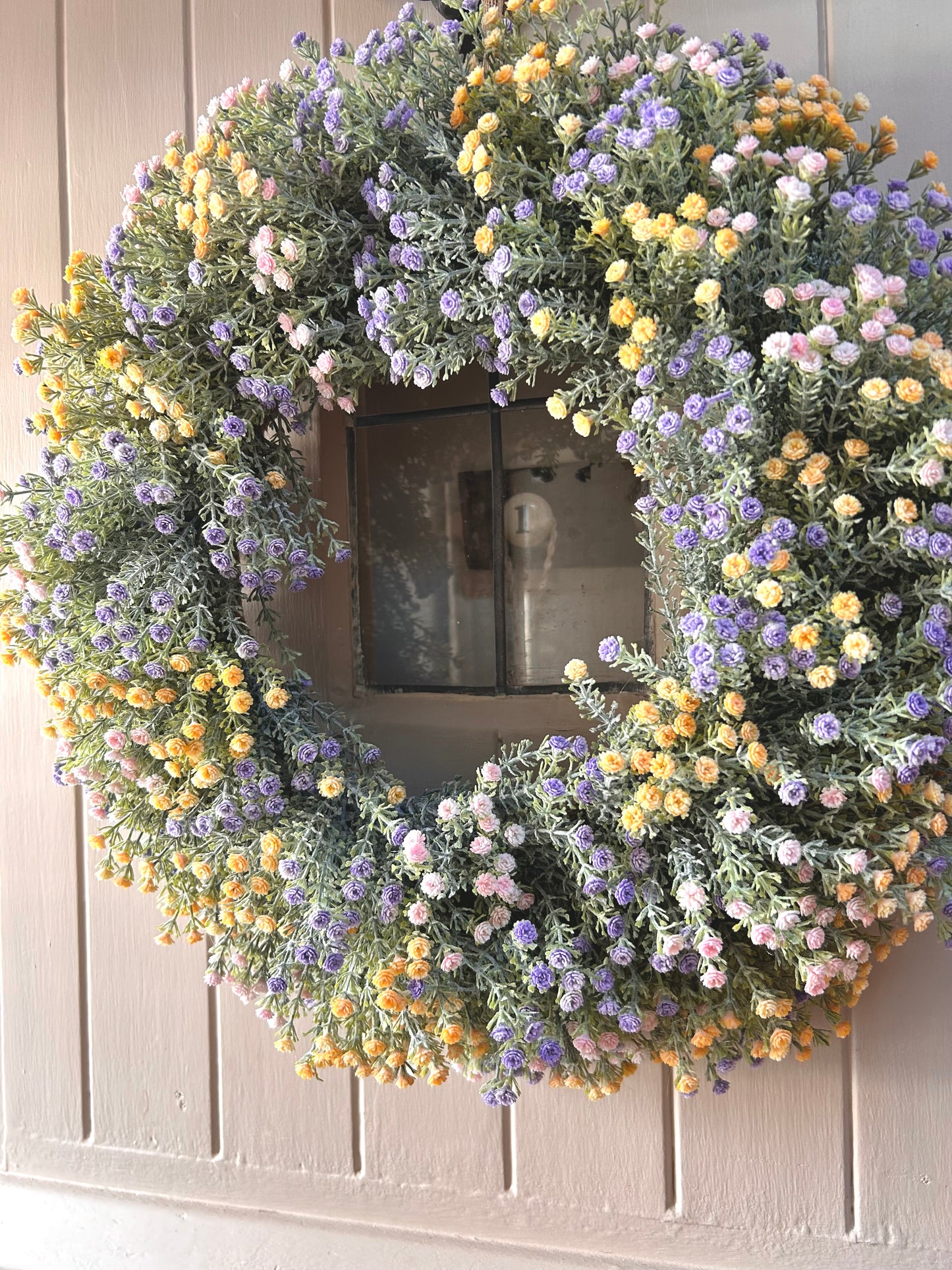 Mixed (MAISIE) gypsum full wreath (FREE P&P)