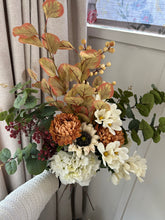 Load image into Gallery viewer, “HUXLEY” autumnal Luxury bouquet
