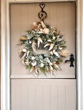 Load image into Gallery viewer, “VANILLA” country faux wreath (FREE P&amp;P)
