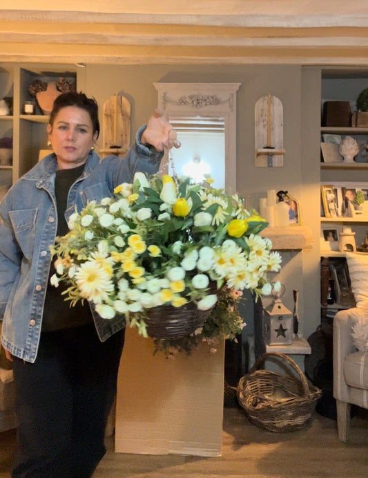 “MARTHA” Luxury artificial hanging basket (FREE P&P)