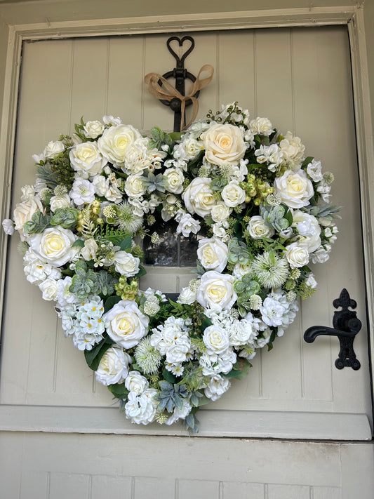“BRIDGERTON” regal heart artificial wreath (FREE P&P)