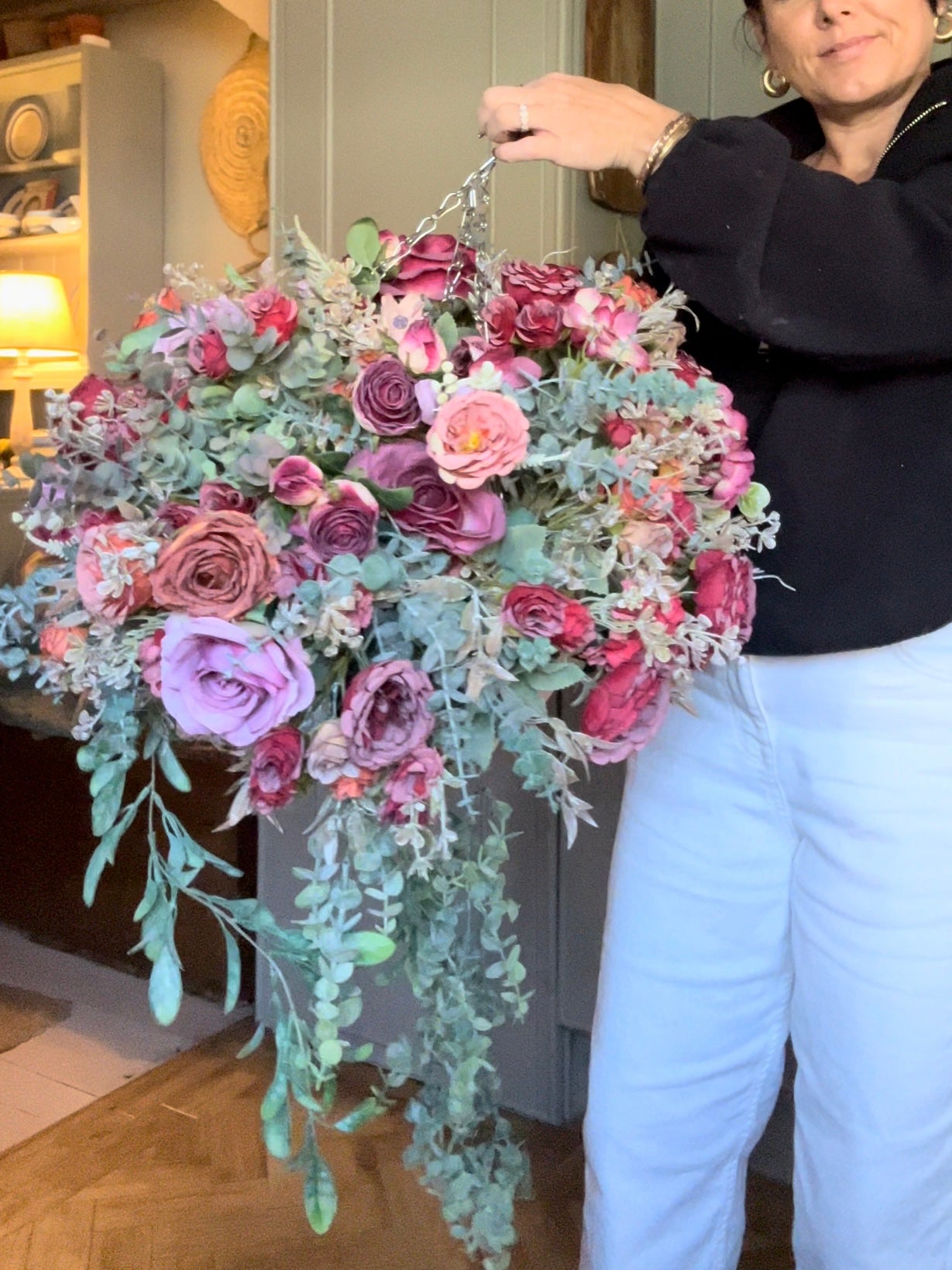 “BELL” Luxury winter artificial hanging basket (FREE P&P)
