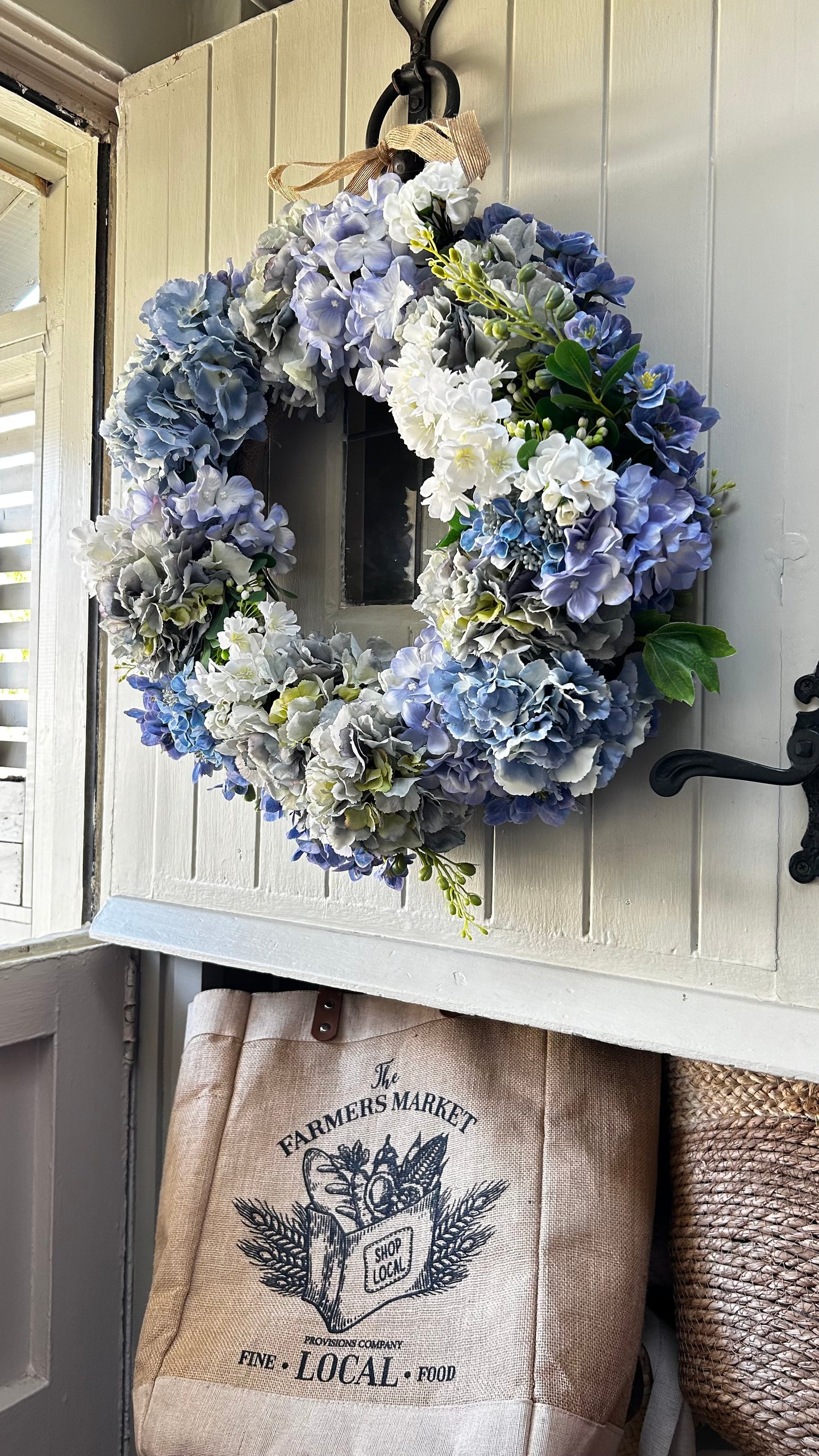 “BEATRICE” Blue hydrangea wreath (FREE P&P)