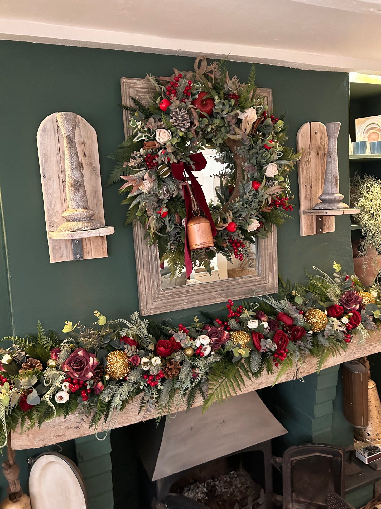 “SNOW WHITE” Christmas garland (FREE P&P)