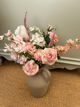 Load image into Gallery viewer, Summer pinks  Luxury bouquet ready to post
