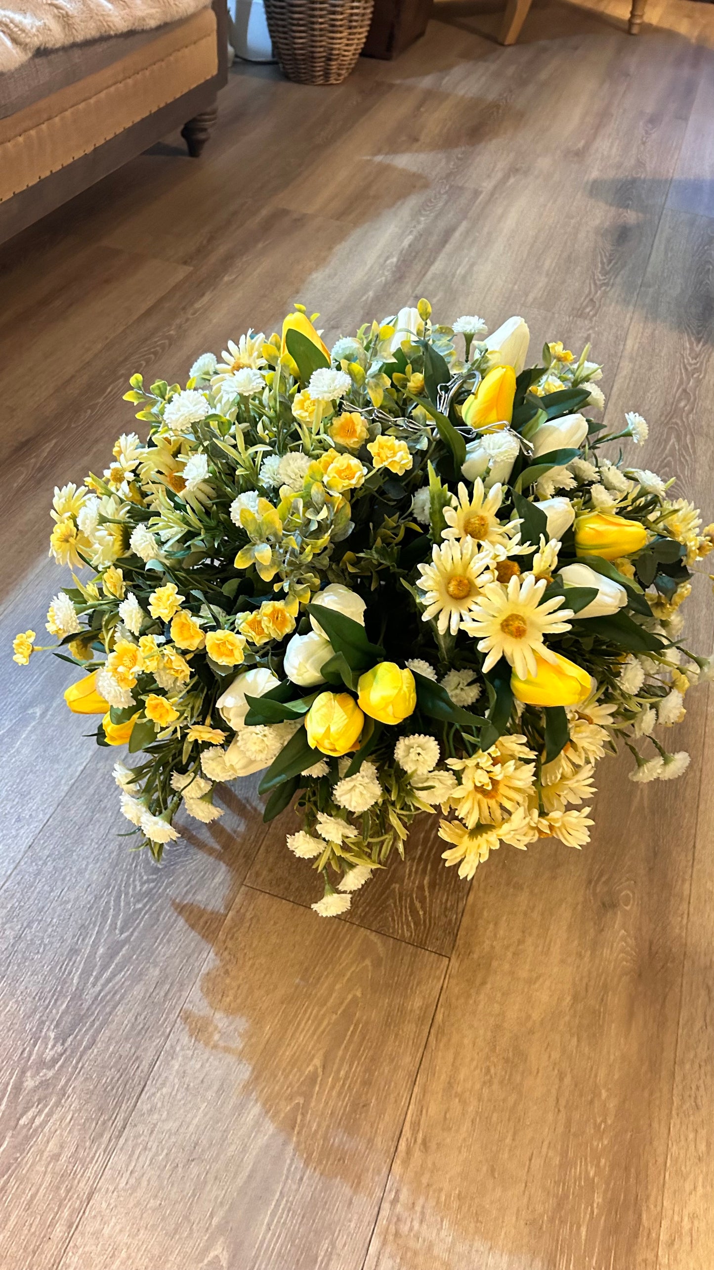 “MARTHA” Luxury artificial hanging basket (FREE P&P)