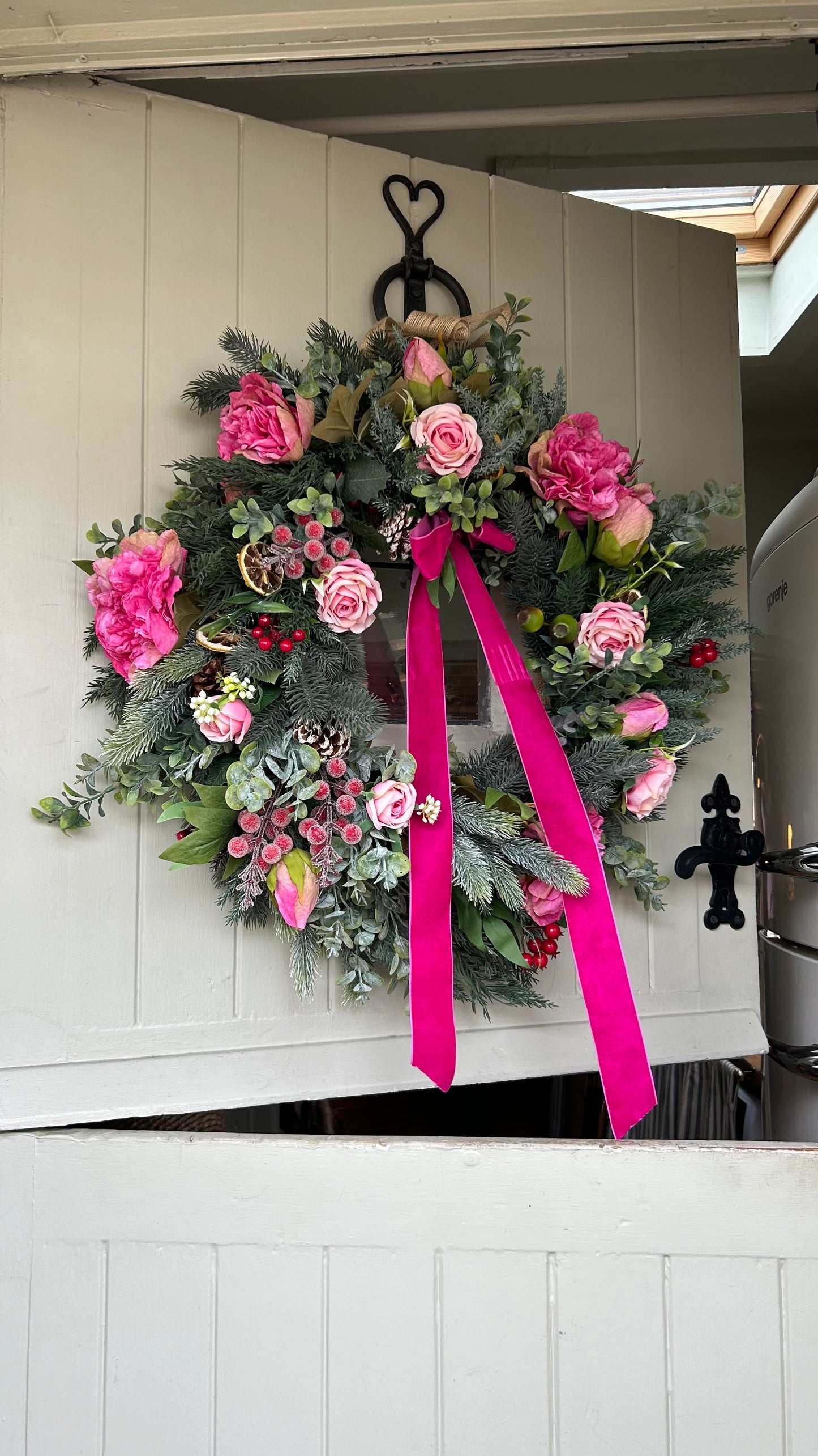 “LADY IN PINK” SYLVIA Christmas wreath (FREE P&P)