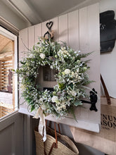 Load image into Gallery viewer, “IVY” all year round faux wreath (FREE P&amp;P
