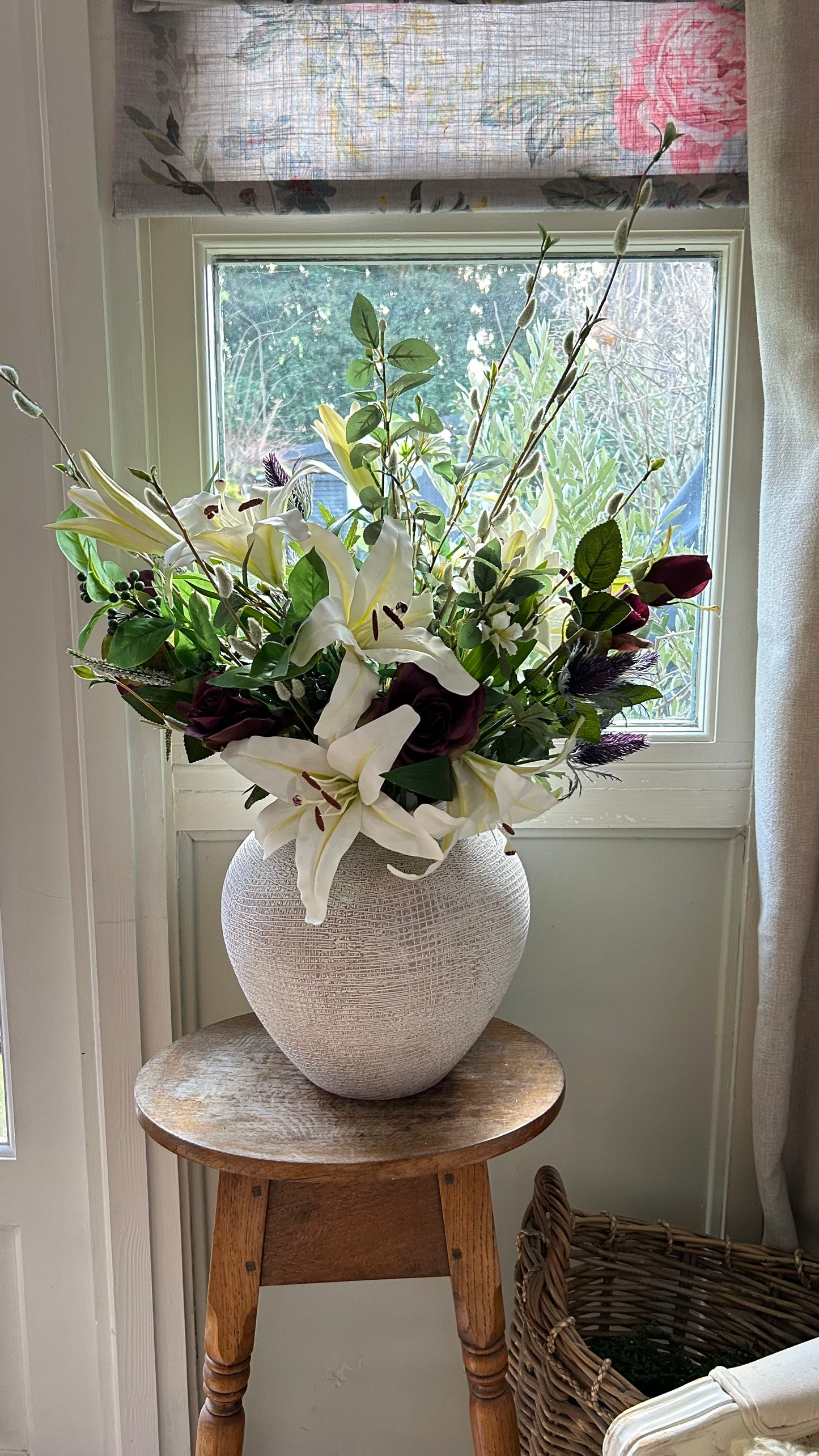 Bouquet inc vase  ready to post free P&P