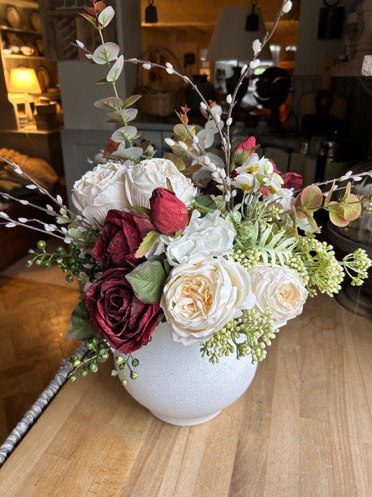 Winter bouquet inc vase & free P&P