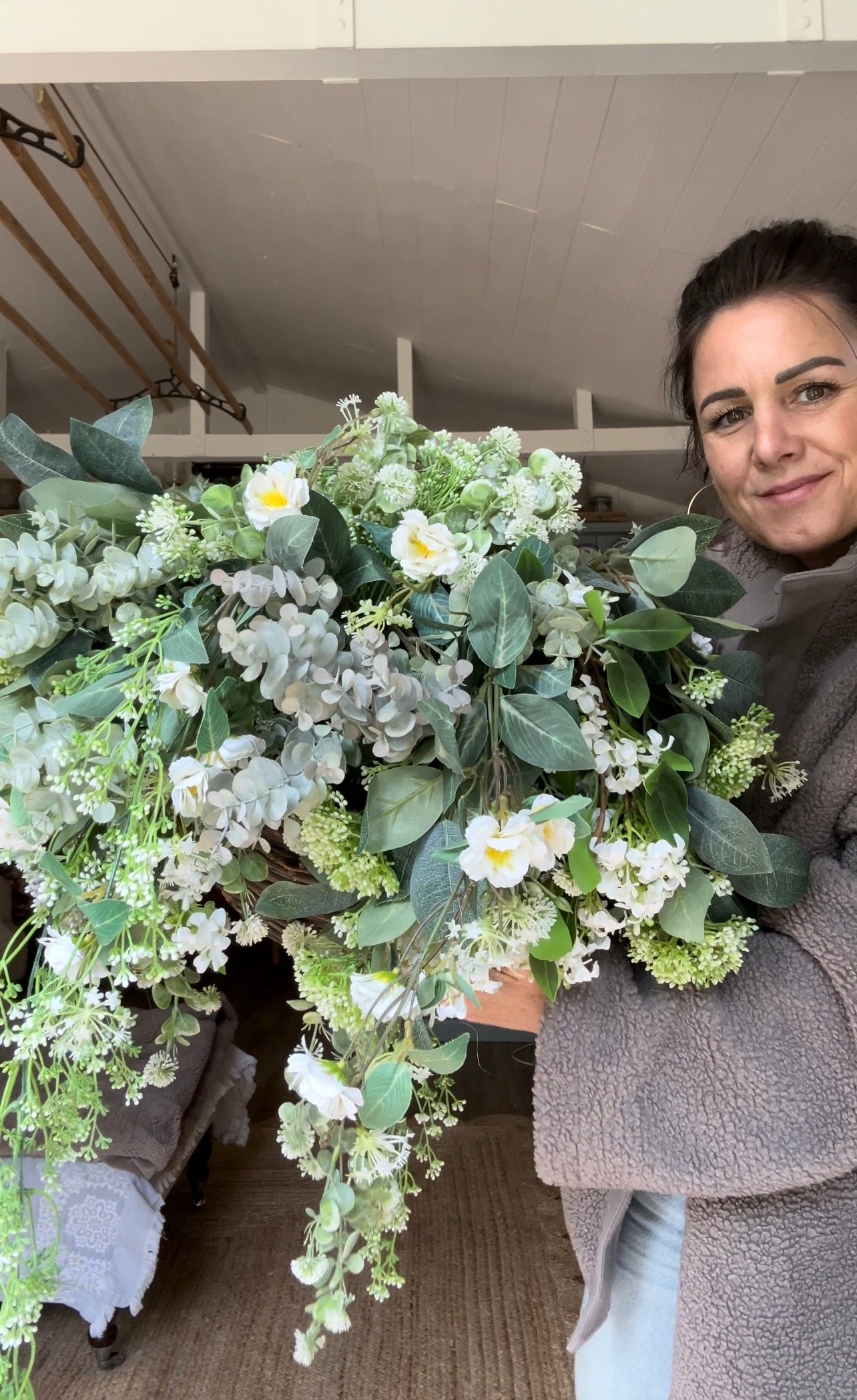 “DELILAH” Luxury artificial hanging basket (FREE UK P&P)