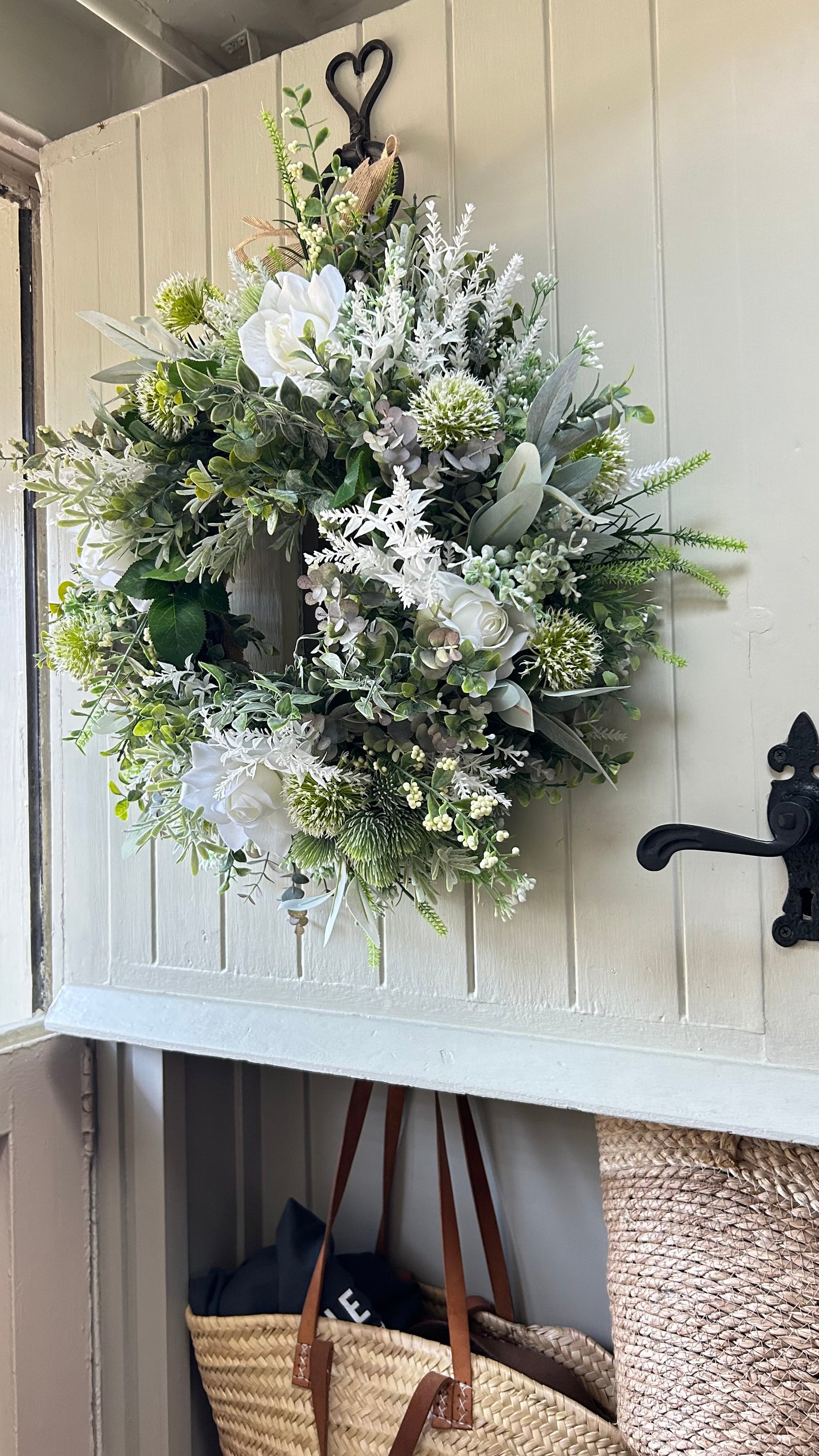 CIARA artificial wreath (FREE P&P)