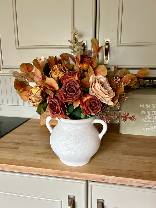 Autumnal bouquet in a vase & free P&P