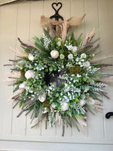 Load image into Gallery viewer, “TAYWELL” artificial wreath (FREE P&amp;P)
