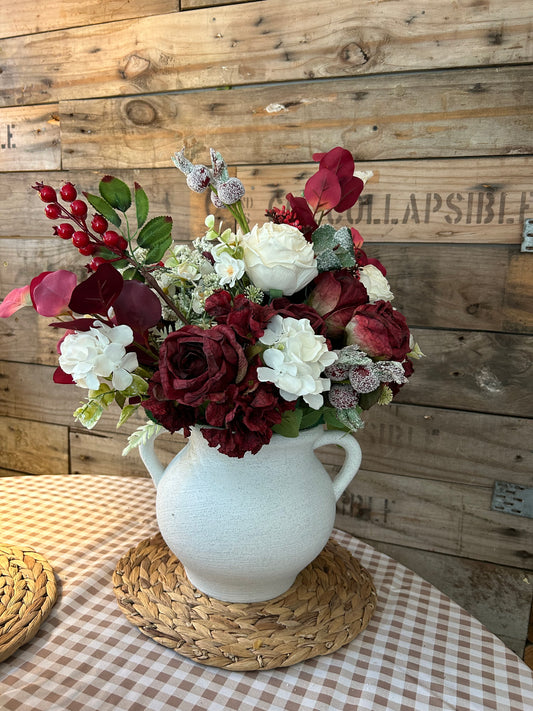Winter luxury bouquet inc vase & free P&P