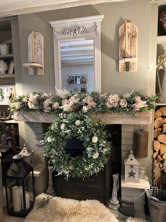 “THEO” full berry winter  ARTIFICIAL wreath (FREE P&P)