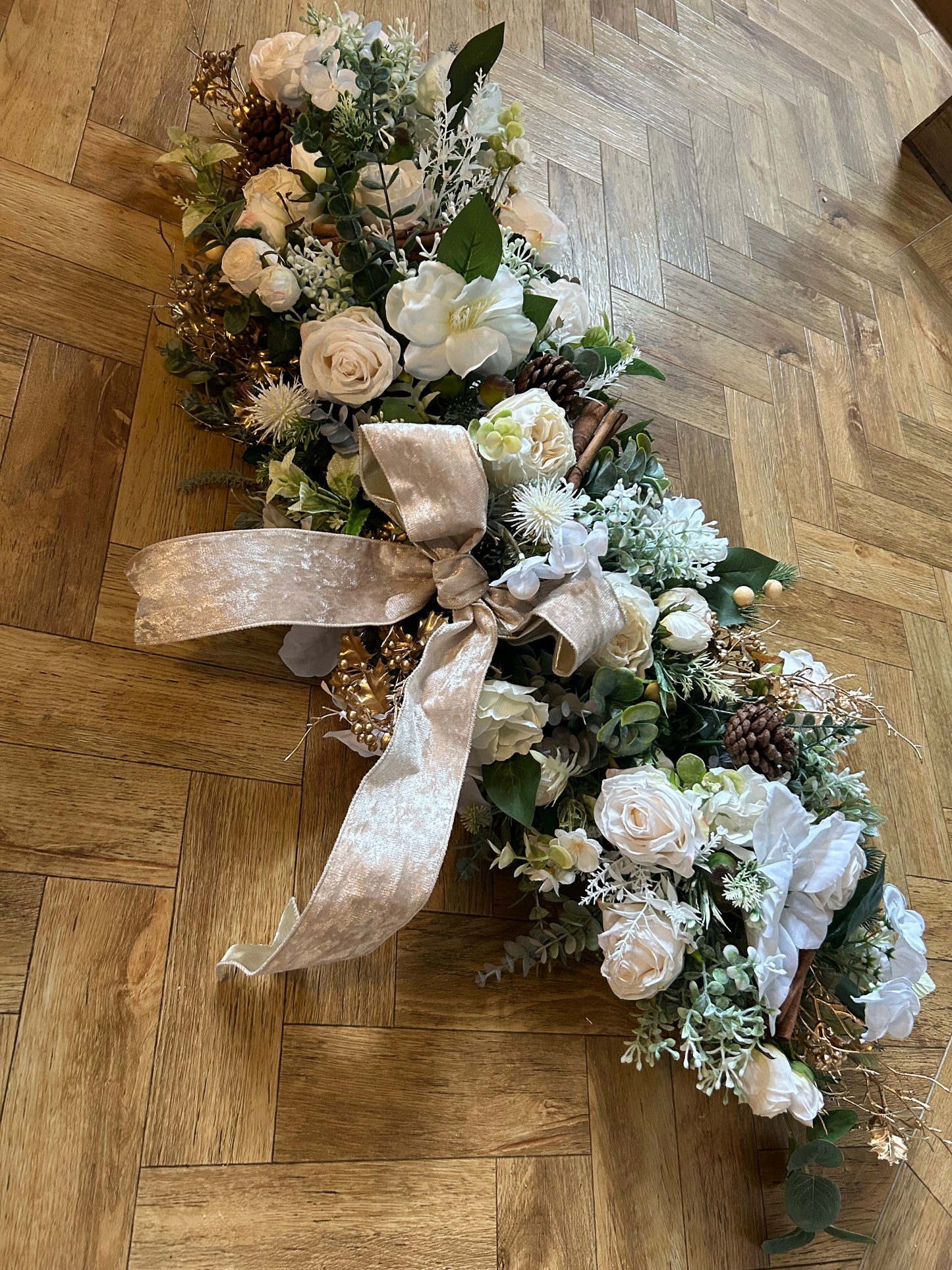 “PEARL” Christmas and winter garland