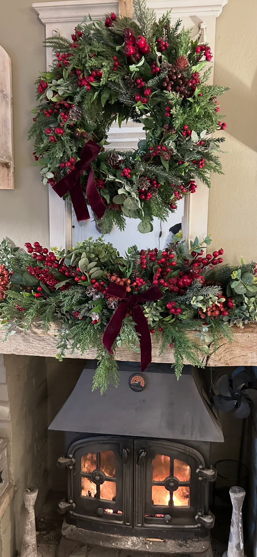 “MARY” Christmas garland (FREE P&P)