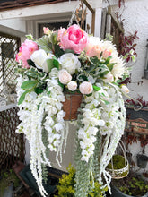 Load image into Gallery viewer, Large luxury faux hanging basket (FREE P&amp;P)
