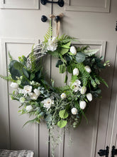 Load image into Gallery viewer, “EDITH” tulip faux wreath
